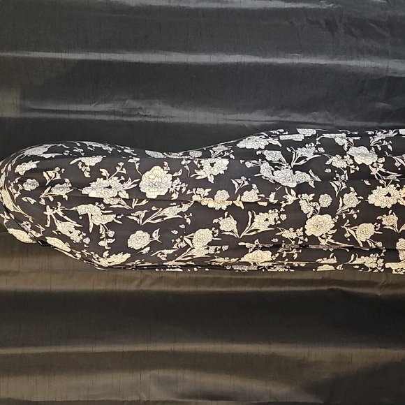 Zara Black and White Floral Maxi Dress - Picture 10 of 14